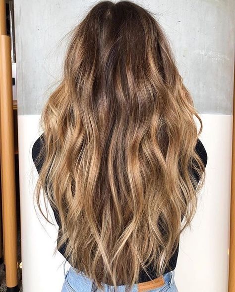 Weaved Highlights, Hair Color Idea, Haircuts Ideas, Gorgeous Hair Color, Brown Hair Balayage, Blonde Hair Looks, Fresh Prince, Shades Of Blonde, Brown Blonde Hair