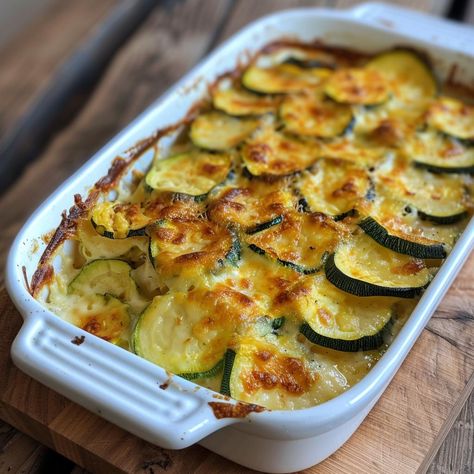 Zucchini Gratin, Japenese Food, Dinner Today, Pescatarian Recipes, Western Food, Japanese Dishes, Fun Cooking, Food Plating, Cafe Food