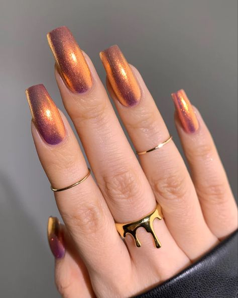 Nails For Fall, Usa Nails, Copper Nails, Metallic Nail Polish, Fall Nail Trends, Basic Nails, Nail Essentials, Metallic Nails, Orange Nails