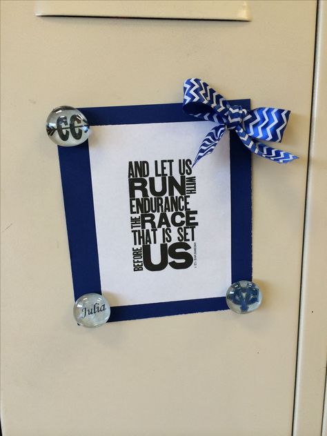 Cross Country Locker Signs Ideas, Track Locker Decorations, Cross Country Locker Decorations, Cross Country Locker Signs, Running Decorations, Cross Country Motivation, Cross Country Gift Ideas, Cross Country Gift, Team Treats