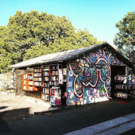 Lhooqh Vintage Bookstore Vintage Bookstore, Kids Corner, Bookstore, Stuff To Do, San Diego, Cabin, California, House Styles