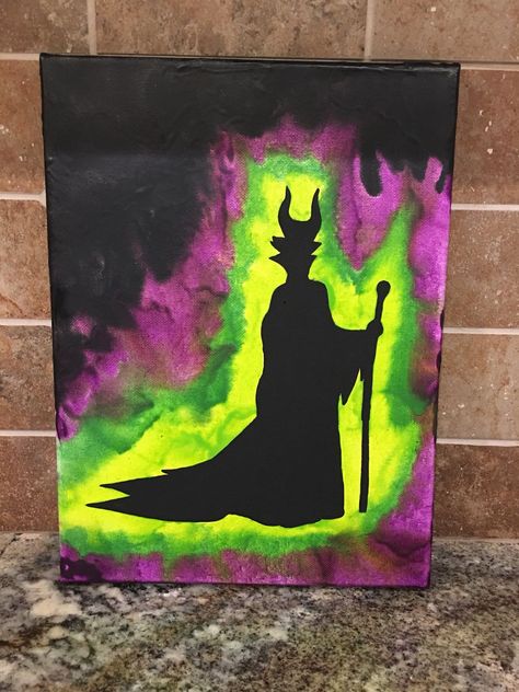 Halloween Art Ideas, Disney Canvas Art, Disney Canvas, Tema Disney, Disney Paintings, Simple Canvas Paintings, Cute Canvas Paintings, Canvas Painting Designs, Crayon Art