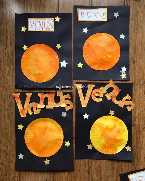 Space Theme Crafts Preschool, Spaces And Places Theme For Infants, Planet Crafts Preschool, Planet Activities For Preschool, Planets Lesson, Space Montessori, Space Crafts Preschool, Planets Preschool, Space Activities Preschool