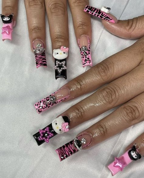 Yk2 Hello Kitty, Black Gel Nails, 2022 Nails, Kitty Nails, Nails Art Designs, Long Acrylic Nail Designs, Hello Kitty Nails, Y2k Nails, Acrylic Nails Coffin Pink