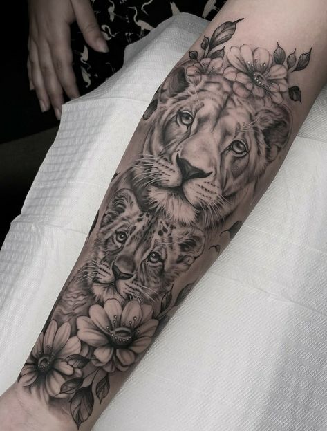 Lioness Shoulder Tattoo For Women, Lioness Tattoo For Women Half Sleeves, Lioness Tattoo For Women, Symmetrical Tattoos, Symmetrical Tattoo, Lioness Tattoo, Tattoo 2023, Tattoos For Women Half Sleeve, Geometric Elements