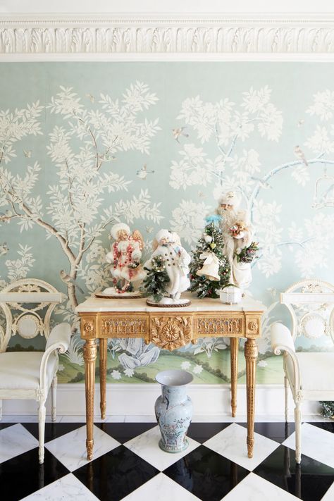 Step Inside Kathy Hilton’s Glittering House of Christmas | Architectural Digest Cozy Coastal Cottage, Regency Design, Kathy Hilton, Chippendale Chairs, Inlaid Wood, Blue And White Decor, A Place To Call Home, Chinoiserie Chic, Granny Chic