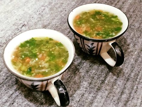 Soup Indian, Lemon Coriander Soup, Coriander Soup, Chicken Lemon, Lemon Soup, Cream Of Broccoli, Veg Soup, List Of Vegetables, Low Cholesterol Recipes