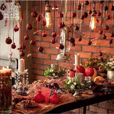 Company Celebration Ideas, Shab Yalda Decoration, Yalda Design Idea, Haftseen Ideas, Norooz Design, Facial Pics, Nowruz Table, Bistro Decor, Romantic Dinner Decoration