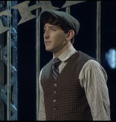 Davey Jacobs, Newsies Live, Ben Fankhauser, Paper Boy, Newsies, Theatre Kid, Spinning, Character Design, Actors