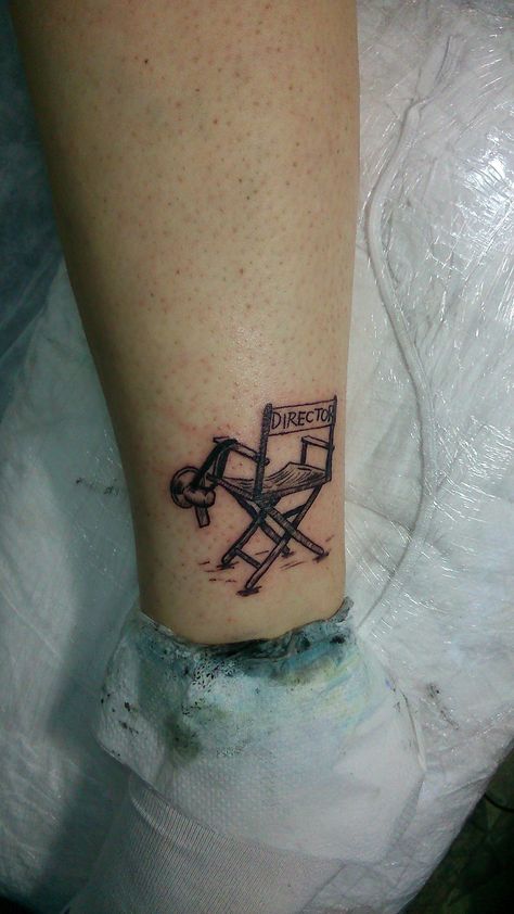 director chair tattoo simple tattoo minimal tattoo Director Chair Tattoo, Cinematic Tattoo Ideas, Tattoo Ideas Theatre, Film Related Tattoos, Director Tattoo, Movies Tattoo Ideas, Theatre Tattoo Ideas, Film Tattoo Ideas Movies, Cinema Tattoo Ideas