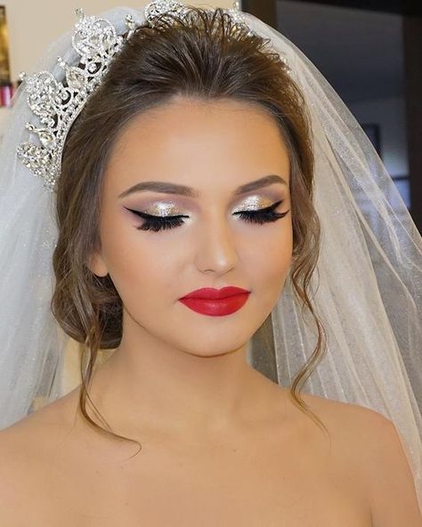 Bridal Skin Care, Lovely Makeup, Wedding Makeup Bride, Eye Makeup Images, Gel French Manicure, Makeup 101, Bridal Makeup Natural, Amazing Makeup, Beauty Make-up