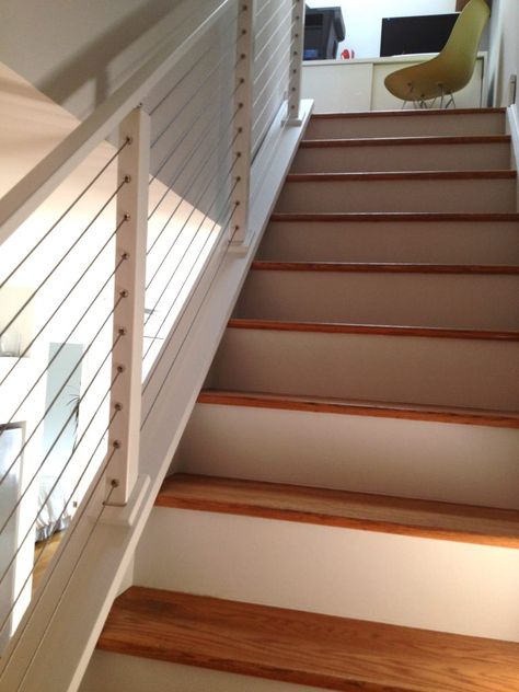 Cable Railing Interior, Railing Wood, Cable Stair Railing, Marina Home, White Stairs, Metal Stairs, Stair Parts, Staircase Railings, Cable Railing