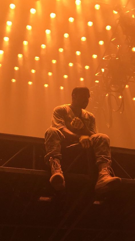 Changes Photography, Kanye West Saint Pablo, Kanye West Concert, Wallpapers God, Pablo Kanye, Saint Pablo Tour, Kanye West Wallpaper, Saint Pablo, Stay Mad