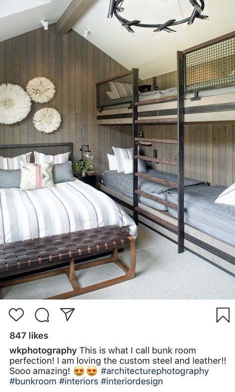 Small Cabin Bunk Room, Modern Cabin Bunk Room, Cottage Bunk Room Ideas, Bunk Room Attic, Family Bunk Room, Bunk Room Cabin, Cabin Bunk Room Ideas, Ski House Bunk Room, Guest Room With Bunk Beds