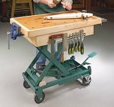 Woodsmith Plans, Tool Bench, Diy Workbench, Woodworking Toys, Scissor Lift, Woodworking Joinery, Woodworking Patterns, Woodworking Workbench, Work Bench