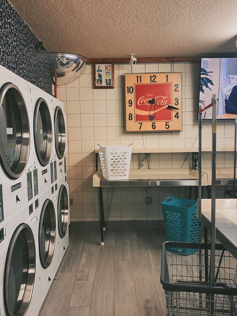 Vintage Laundromat, Laundromat Aesthetic, Retro Laundry Room, Urban Drawing, A Level Photography, Laundry Mat, Silver Linings, Urban Sketching, Drawing Practice