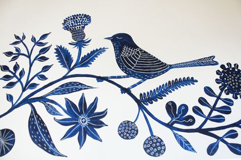 I finally finished the vine. Painting Plates, Blue Blanc, Gond Painting, Arte Folk, Watercolor Art Journal, Studio Wall, Pottery Painting Designs, Bird Quilt, Scandinavian Folk Art