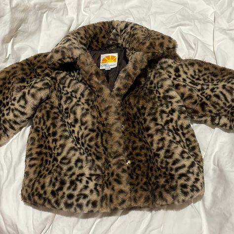 C&C California 5 Animal Print Jacket Snap Front Large Collar Pockets Fully Lined Polyester Long Sleeve Nwot . Warm Soft Cozy Winter Fall Spring Toddler Modern Cheetah Print Animal Print Evening Weekend Saturday Camp Park Play Like New New Without Tags Farmhouse Contemporary Clean Beauty Cute Vintage Jackets, Animal Print Fur Coat, Harajuku Fashion Winter, Cheetah Christmas Decor, Cheetah Print Fur Coat, Warm Outfits For Winter, Tiger Print Jacket, Cheetah Print Clothes, Animal Print Aesthetic