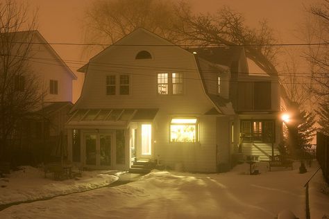 Winter Nostalgia, America Aesthetic, Midwest Emo, Winter Nights, Cinematic Photography, Winter Aesthetic, Pretty Places, Winter Time, Small Town