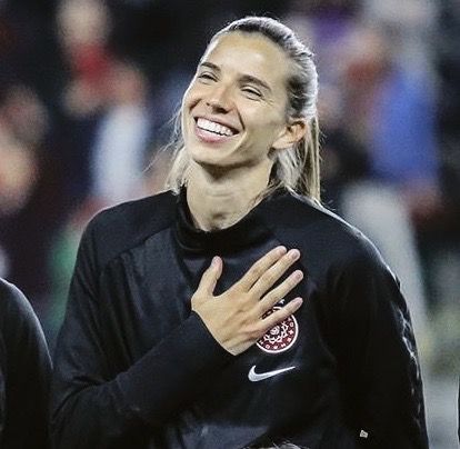 Tobin Heath Wallpaper, Soccer Women, Wallpaper Black And White, Christen Press, Tobin Heath, Usa Soccer Women, Us Soccer, Women’s Soccer, Usa Soccer