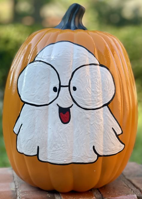 Easy Fall Pumpkin Painting, Paint Ideas For Pumpkins Easy, Painted Jackolantern Faces, Easy Toddler Pumpkin Painting, What To Paint On My Pumpkin, Pumpkin Designs Painted Disney, South Park Pumpkin Painting, Cute Paint Pumpkin Ideas, Painted Mini Pumpkins Halloween