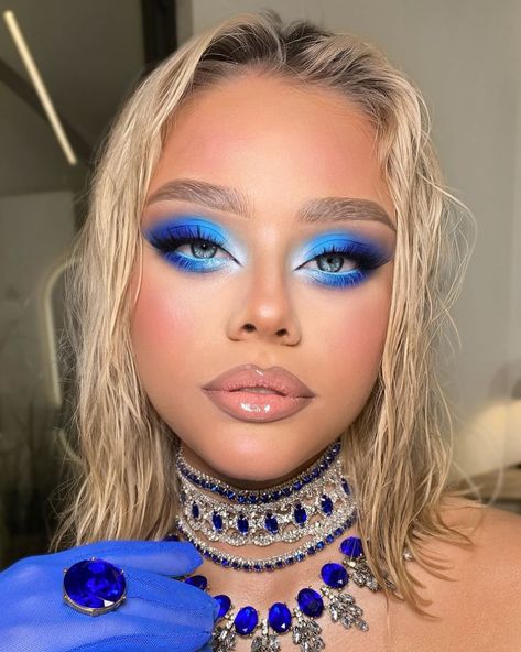 Blue And White Makeup Ideas, Blue Eye Pop Makeup, All Blue Makeup, Blue Makeup Looks Halloween, Blue Drag Makeup Looks, Blue Dramatic Eye Makeup, Makeup Looks Light Blue, Light Blue Glitter Eye Makeup, Icy Blue Makeup Look