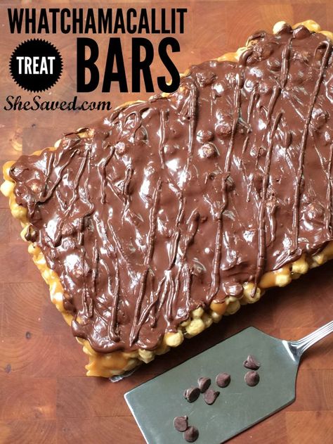 Copycat Whatchamacallit Candy Bar Recipe Whatchamacallit Bars, Lunch Lady Brownies, Cap'n Crunch, Recipe Copycat, Candy Bar Recipe, Captain Crunch, Treat Bar, Recipe Cake, Breakfast And Brunch