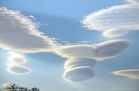 Rare spectacle: These lenticular clouds, also known as altocumulus standing lenticularis, are hardly ever seen in British skies Evaporation And Condensation, Lenticular Clouds, Weather Cloud, Wild Weather, Atmospheric Phenomenon, Natural Phenomena, Sky And Clouds, Beautiful Sky, Science And Nature