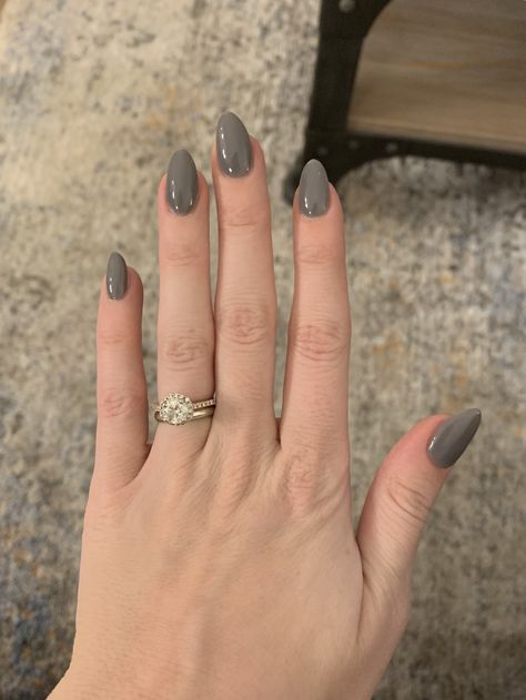 Deep Grey Nails, Short Almond Acrylic Nails Gray, Grey Short Almond Nails, Grey Oval Acrylic Nails, Dark Gray Dip Nails, Gray Aesthetic Nails, Prom Dip Nails, Winter Plain Nails, Gray Oval Nails