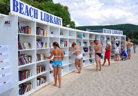 Beach Library - Neatorama  Herman Kompernas built a library on the sandy beach of the Bulgarian Black Sea resort of Albena and stocked it with over 2,500 books in 10 languages. Beach Library, Beach Business, Street Library, Nj Beaches, Open Library, Sea Resort, Books Library, Experiential Marketing, Business Trends