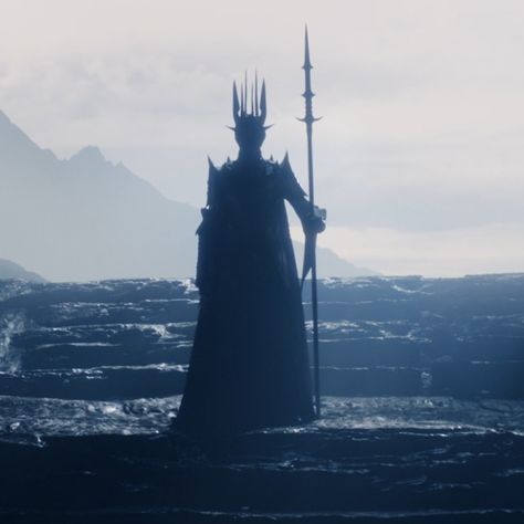 Sauron Aesthetic, Sauron Lotr, Mount Doom, Lord Sauron, Middle Earth Shadow, World Of Warcraft Characters, The Rings Of Power, Dark Fantasy Artwork, Rings Of Power