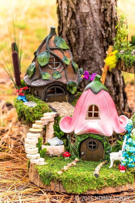 Gardens Design Ideas, Fairy Garden Design Ideas, Fairy Garden Furniture, Fairy House Diy, Fairy Garden Designs, Fairy Garden Crafts, Fairy Furniture, Mini Fairy Garden, Gardens Design