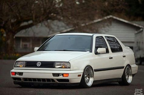 Mk3 jetta Jetta Vr6, Vw Gli, Jetta A4, Mercedes Benz Wallpaper, Vw Mk1, Vw Golf Mk4, Vintage Volkswagen, Volkswagen Car, Car Volkswagen