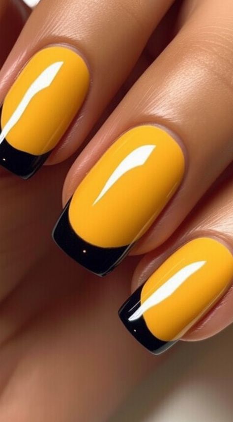 Captivating Sunshine: Try the Stunning New Look of Yellow Nail Art Yellow Nails With Black Tips, Black And Yellow French Nails, Black And Yellow Nails Design, Yellow And Black Nails Design, Yellow And Black Nails, Black And Yellow Nails, Beachy Nail Designs, Bumble Bee Nails, Vintage Nail Art