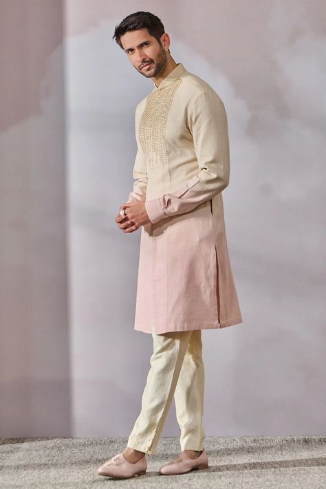 Light Pink Kurta For Men, Pajama Collection, Anand Karaj, Groom Photoshoot, Mens Kurta Designs, Mens Kurta, Kurta Pajama, Kurta Designs, Wedding Outfit