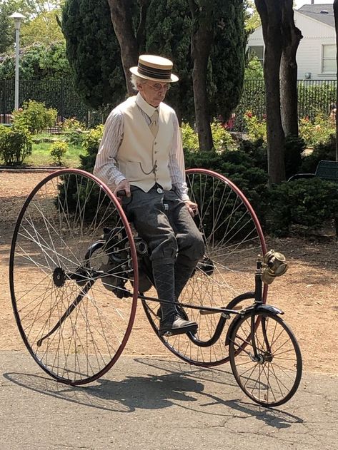 Steampunk Bicycle, Maybach Car, Bike Riding Benefits, Wooden Bicycle, Trike Bicycle, Antique Bicycles, Lowrider Bike, Electric Trike, I Want To Ride My Bicycle