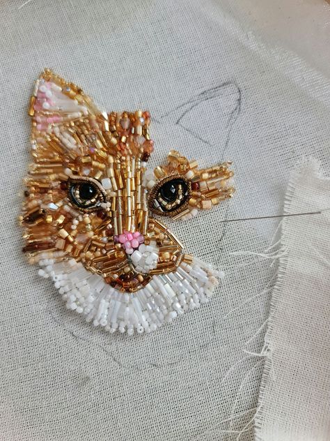 Excited to share the latest addition to my #etsy shop: custom cat portrait beaded brooch, personalized pet brooch pin https://etsy.me/3DLNxtC #orange #birthday #halloween #animals #beige #unisexadults #cotton #bohohippie #embroideredbrooch Beaded Cat Brooch, Beaded Portraits, Diy Pet Portrait, Broche Diy, Brooches Diy, Beaded Cat, Bead Brooch, Dog Embroidery Designs, Orange Birthday