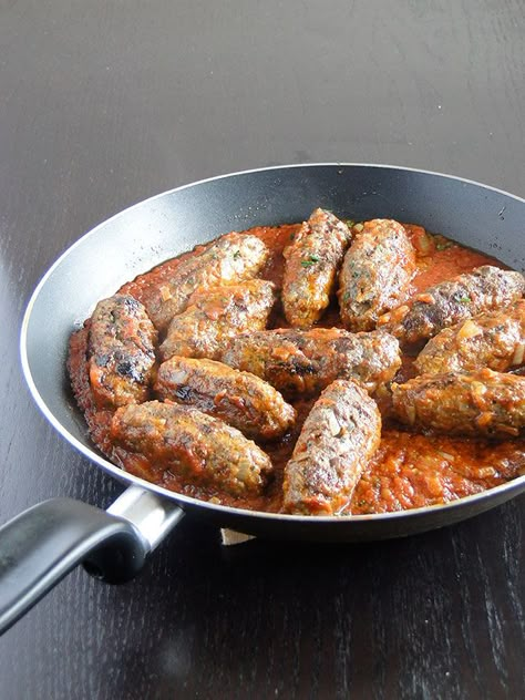 Greek sausages Greek Sausage, Greek Meat, Tomatoe Sauce, Eat Greek, Greek Meatballs, Macedonian Food, Greek Cooking, Homemade Tomato Sauce, Homemade Sausage