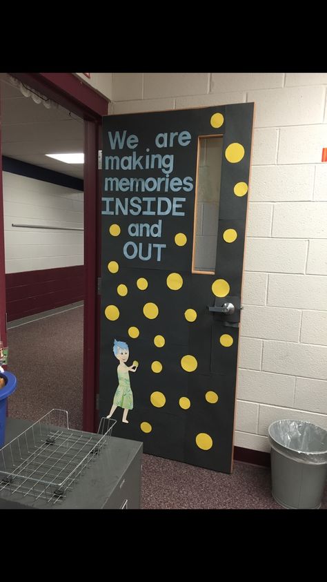 Inside out classroom door decoration Senior Door Ideas, Inside Out Door Theme, Senior Class Bulletin Board Ideas, Graduation Door Decorations Classroom, Halloween Themed Classroom Doors, Senior Door Decorations Ideas, Inside Out Classroom Door, Inside Out Decorations Classroom, Inside Out Classroom