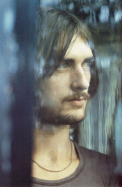 Mike Oldfield, 1975, by David Bailey Vintage Beard, Tubular Bells, The Exorcist 1973, Mike Oldfield, Music Genius, Michael Gordon, Music Pics, The Exorcist, Progressive Rock