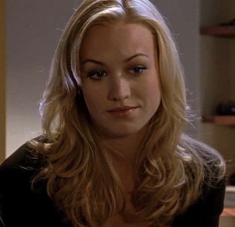 Chuck Sarah, Sarah Walker, Yvonne Strahovski, Lily Rose, Long Day, Girl Power, Blonde, Actresses, Hair