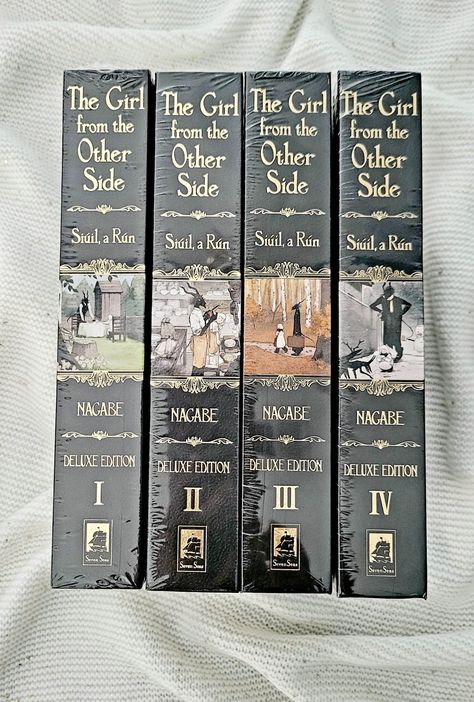 The girl from the other side Deluxe edition The Girl From The Other Side Manga, The Girl From The Other Side, Aesthetic Bookshelves, Manga Box Sets, Deadpool Funny, Bookshelves In Bedroom, Book Recs, Recommended Books To Read, Manga List