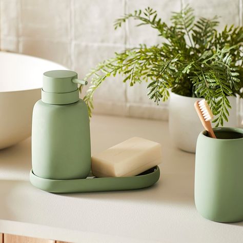 Soap Dispenser: 15cm x 8.5cm Toothbrush Holder: 11cm x 8.5cm Tray: 2.5cm (H) x 20cm x 11cm Toilet Brush: 35cm (H) x 10cm The Felix range of bathroom accessories are ideal for both classic and contemporary styling. With a soft polyresin finish, they bring something a little different to the bathroom and are perfect if you're looking to refresh your home. Green Bath Accessories, Lilac Bathroom, Bathroom Decor Green, Sage Green Bathroom, Green Toilet, Mint Green Bathrooms, Mint Bathroom, Condo Inspiration, Ceramic Bathroom Accessories