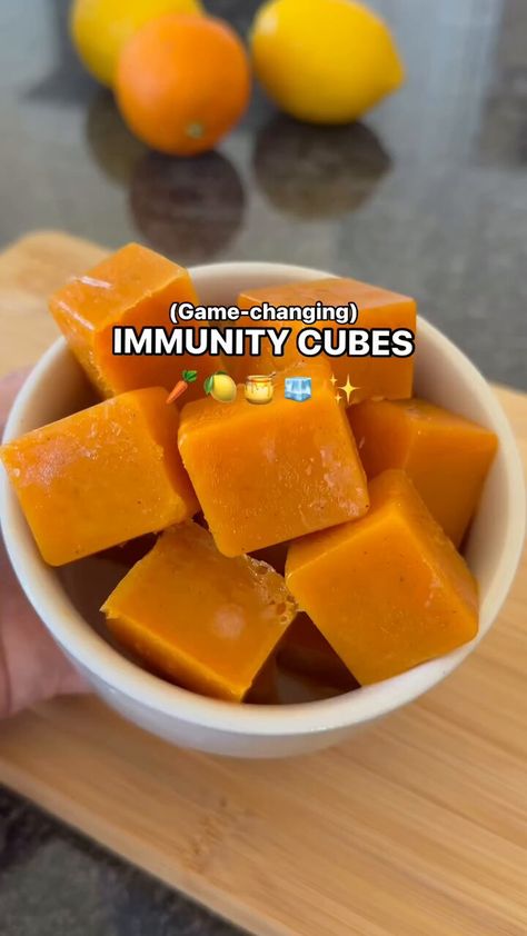 Immunity Cubes, Coconut Water Recipes, Flavored Ice Cube, Immune Boosting Foods, Health Drinks, Healthy Facts, Post Workout Food, Health Drink, Healthy Families