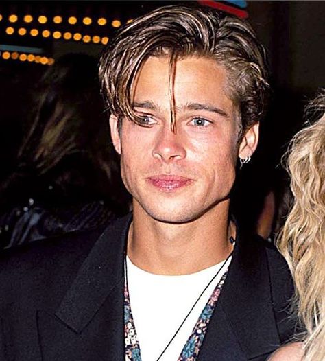 90s Men Hairstyles, 1990s Hairstyles, Brad Pitt Haircut, Brad Pitt Hair, براد بيت, 90s Hairstyles Men, 90s Haircuts, Mens Hairstyles Curly, Men 90s