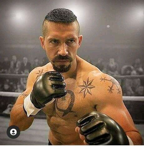 Scott Adkins, Photo Reference, Muscle Men, Street Fighter, Ufc, Wild Cats, Rappers, Star Wars, Actors