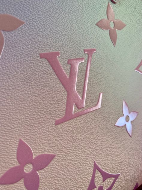 Wallpaper Buchifresa, Louis Vuitton Iphone Wallpaper, Wallpaper Rose, Iphone Wallpaper Vsco, Jelly Wallpaper, Mickey Mouse Wallpaper, Purple Wallpaper Iphone, Mood Wallpaper, Watch Wallpaper