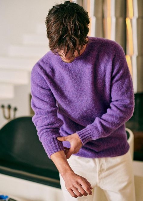 Purple Sweater Outfit, Jupiter In Libra, White Sweater Outfit, Sweater Outfits Men, Hot Sweater, Purple Scarves, Deep Winter, Sweater Outfit, Purple Outfits