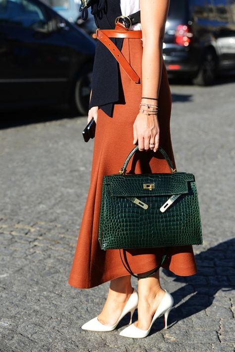 Hermes Hermes Lifestyle, Hermes Kelly Bag, Miroslava Duma, Structured Bag, Kelly Bag, Hermes Handbags, Hermes Bags, Hermes Bag, Hermes Birkin