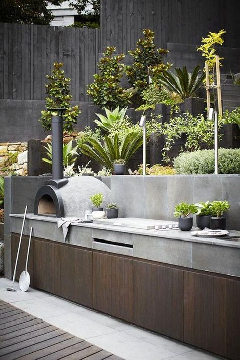 120 Pinterest Viral Outdoor Kitchen Designs and Tips - Cozy Home 101 Luxury Outdoor Kitchen, Outdoor Bbq Area, Outdoor Kitchen Countertops, Outdoor Bbq Kitchen, Outdoor Kitchen Appliances, Built In Bbq, Backyard Kitchen, Bbq Kitchen, Outdoor Pizza